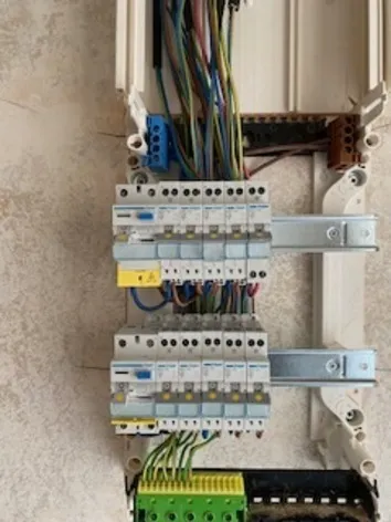 Rénovation totale d'une maison à Grignols, Langon, Jé Remy L'électricité